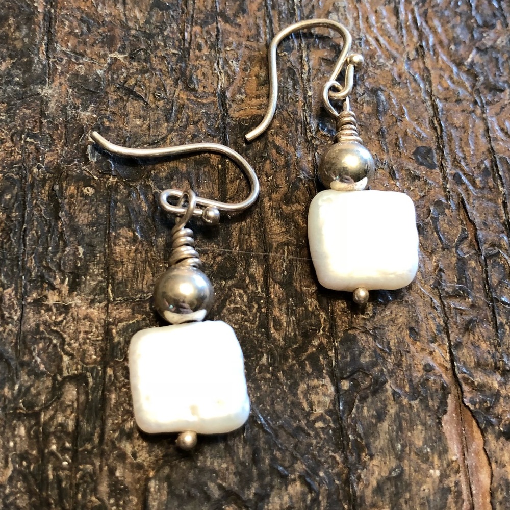 Sterling silver and pearl earrings